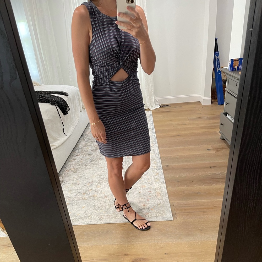 Abercrombie dress. Never worn! M